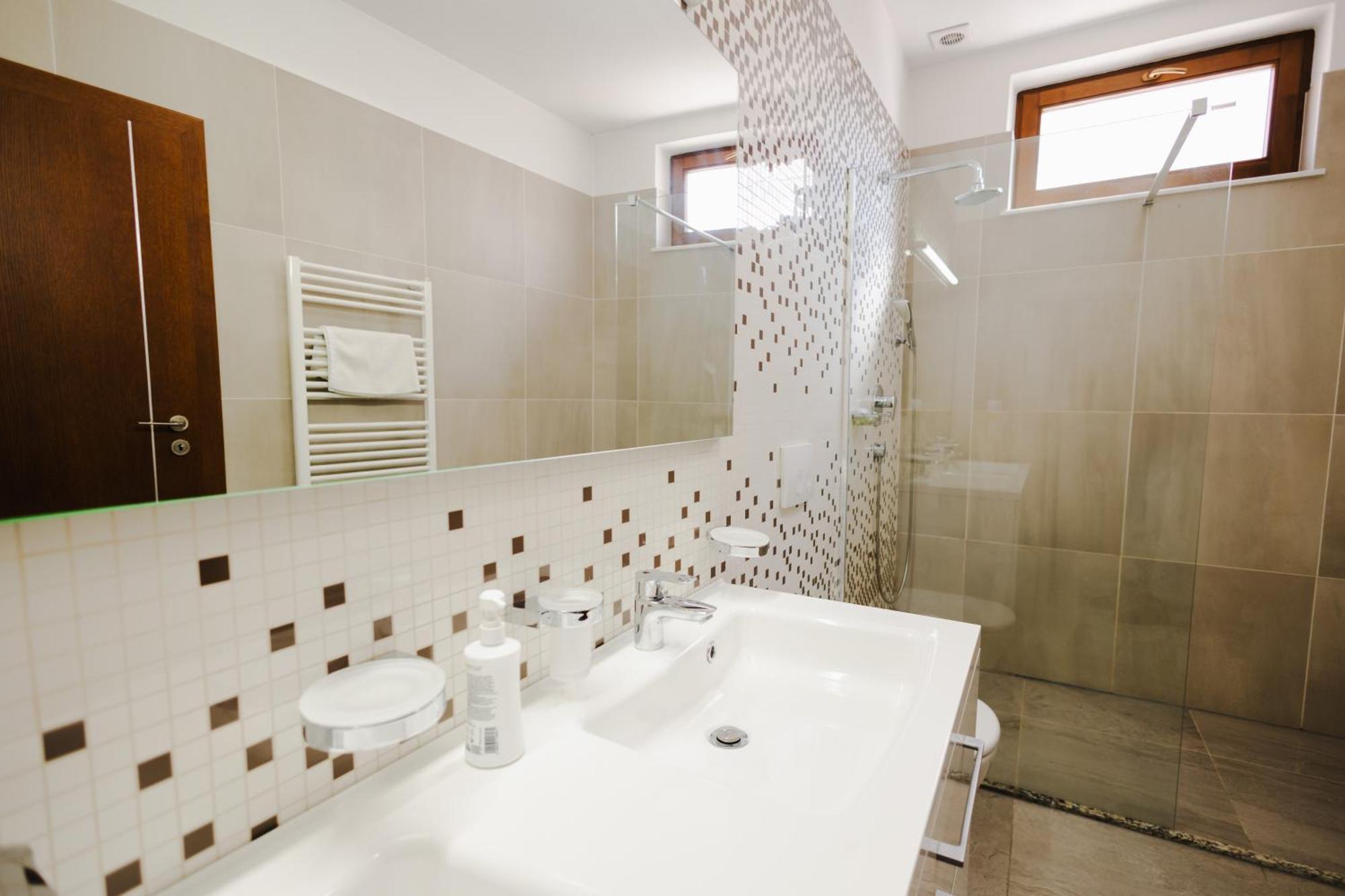 Casa Nicolae Luxury Suites Сибиу Экстерьер фото
